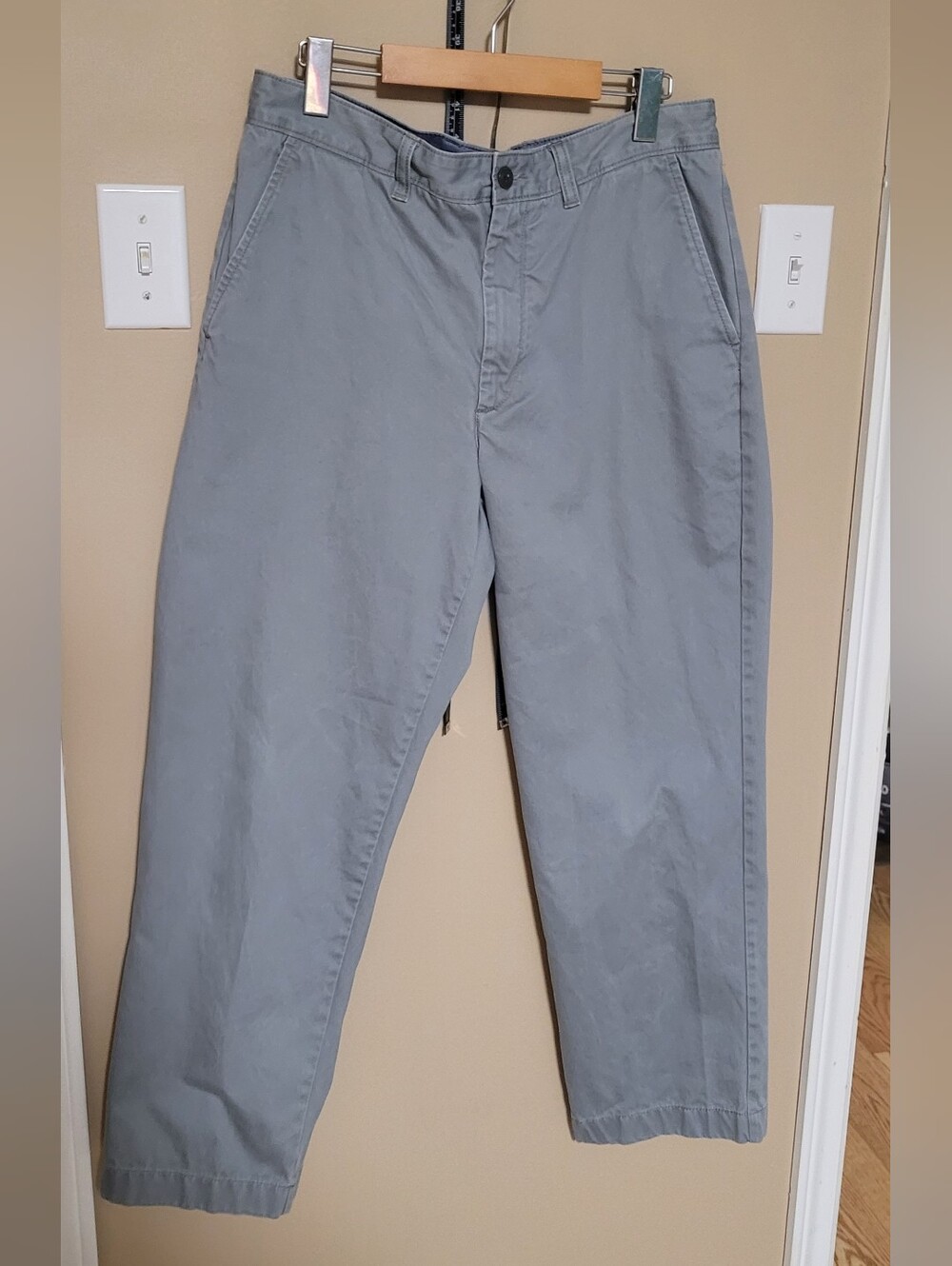 L.L. Bean Men's Gray Blue Straight Chinos